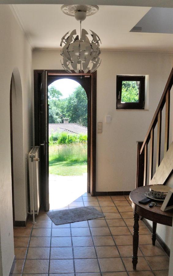 Suite Familiale Avec 2 Chambres Dans Une Villa - Quartier Vert Et Boise - 5 Kms De Namur Eksteriør billede